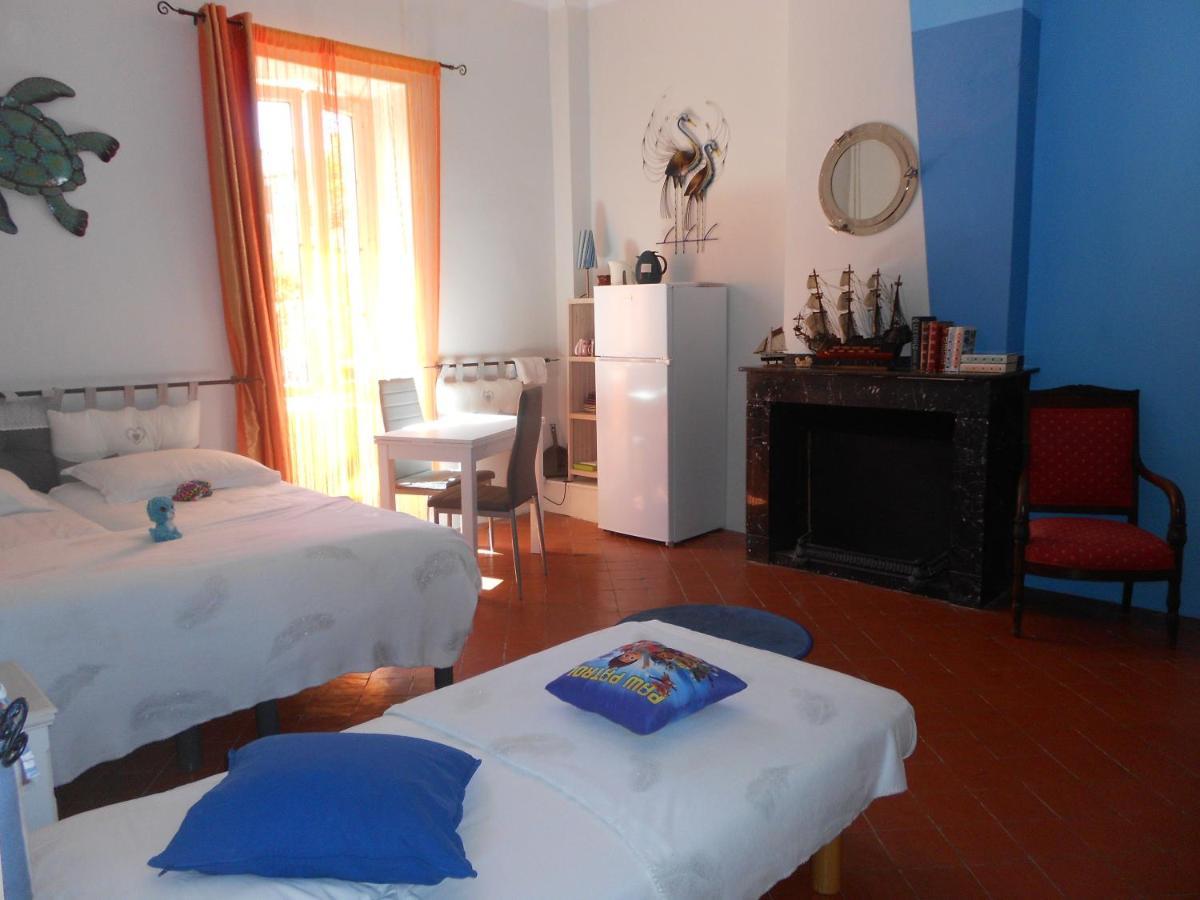 L'Abri Du Vent Bed and Breakfast Fitou Exteriör bild