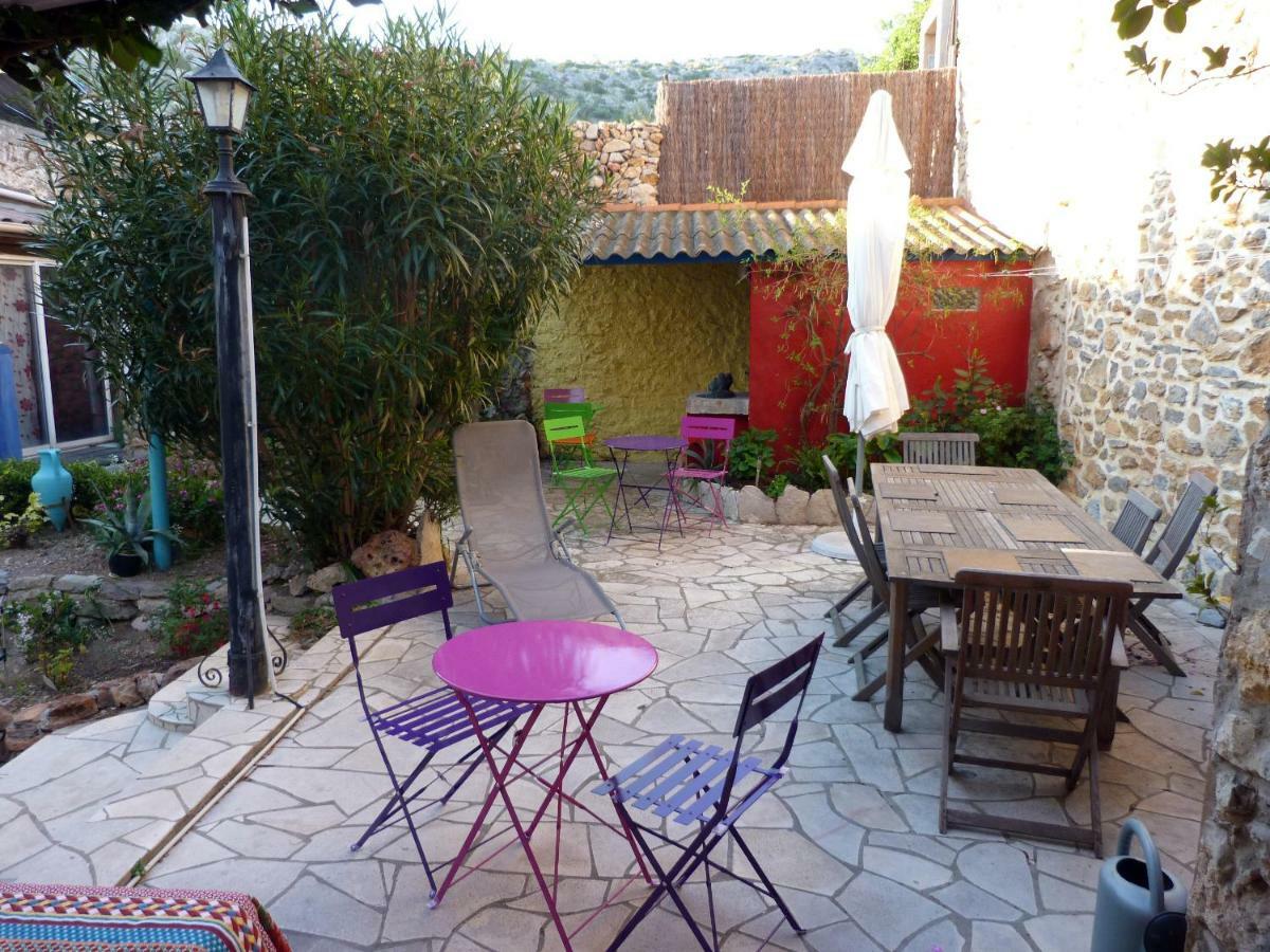 L'Abri Du Vent Bed and Breakfast Fitou Exteriör bild