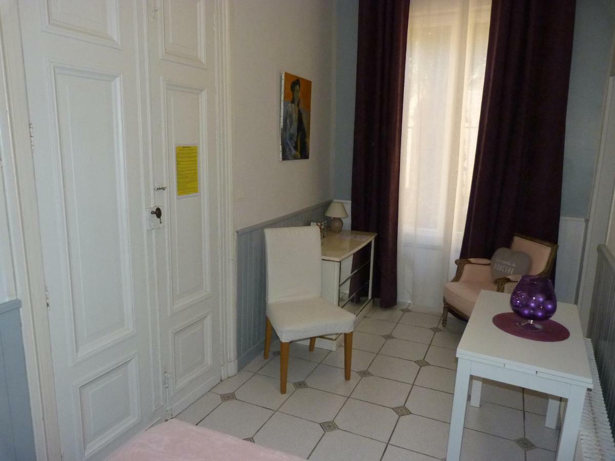 L'Abri Du Vent Bed and Breakfast Fitou Exteriör bild
